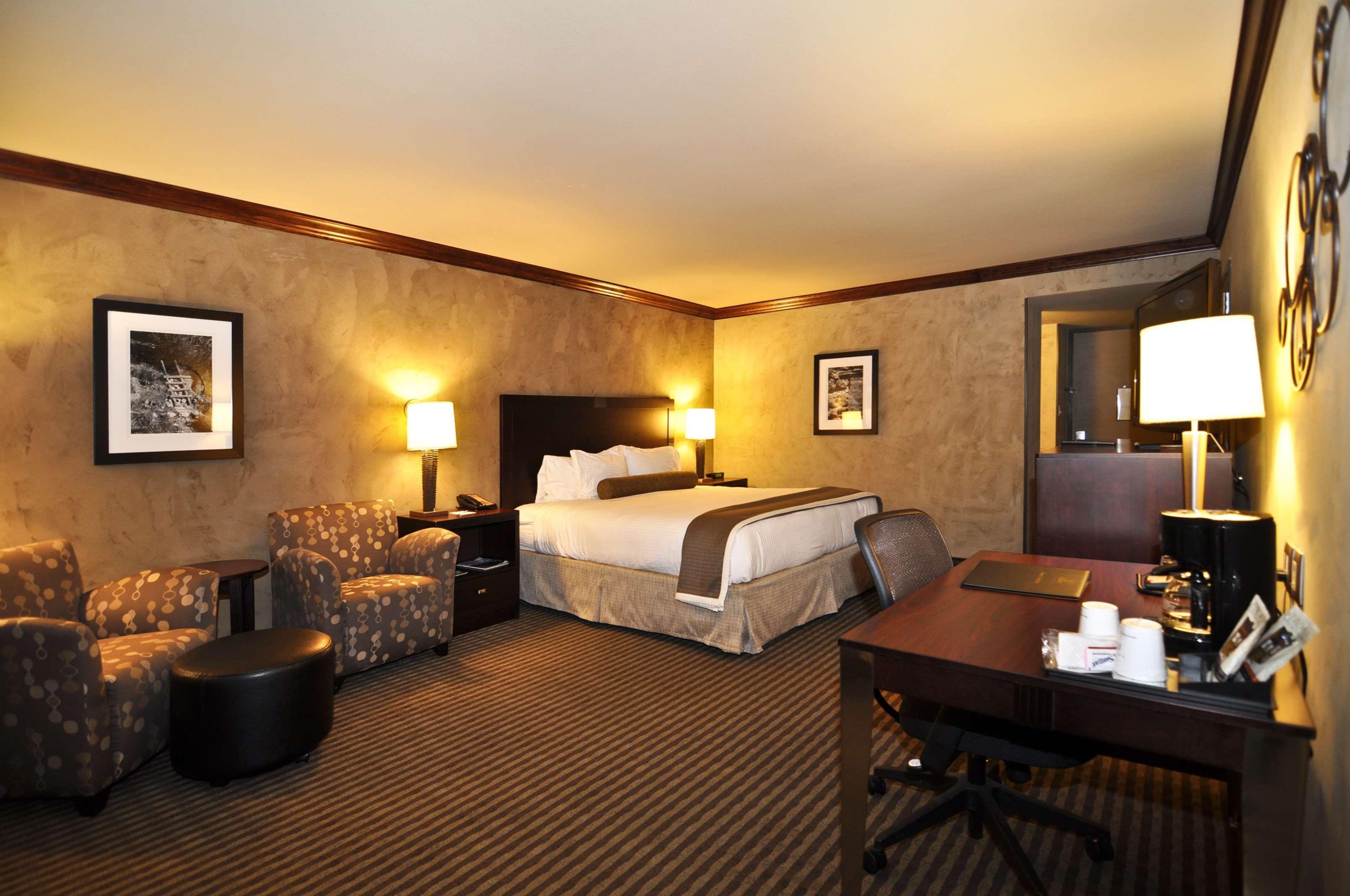 Best Western Plus Raton Hotel Eksteriør bilde