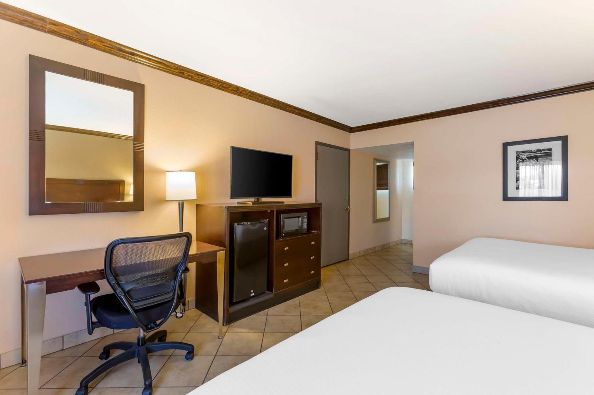 Best Western Plus Raton Hotel Eksteriør bilde